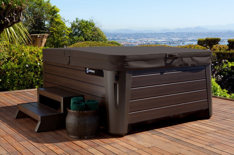An expansive view from an outdoor hot tub.